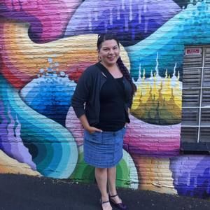 Meet your Posher, Leticia
